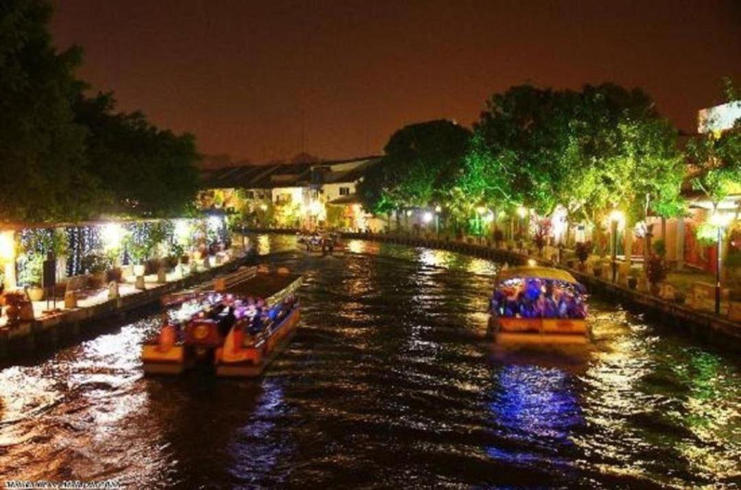 Great Atlantis Homestay Melaka Екстер'єр фото